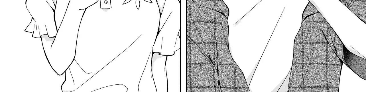 The Two Lovebirds Are Hiding Their Fangs: The Story of a Couple with a Crazy Gap